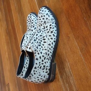 Naughty Monkey Leather Animal Hair Oxford Loafer 8